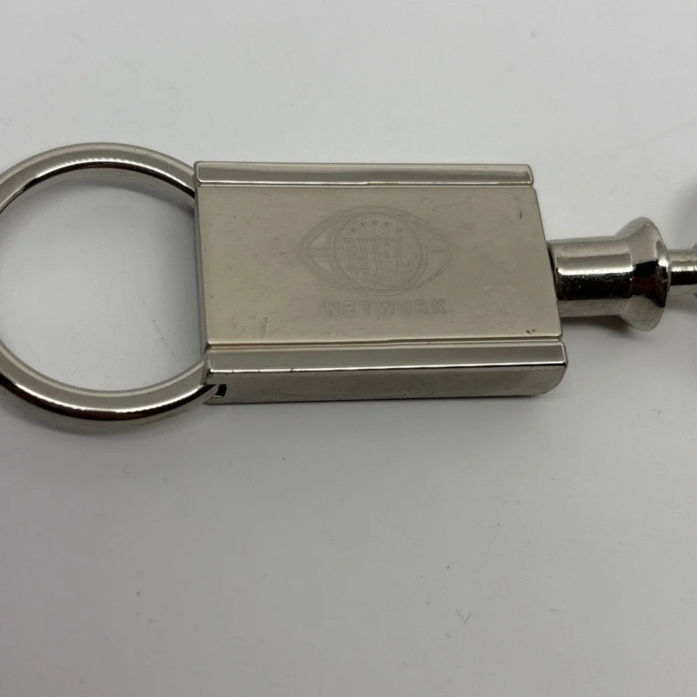 NFL NetworkKey Fob Silver Metal Shiny Key holder Detachable NFL Shield Logo Gift